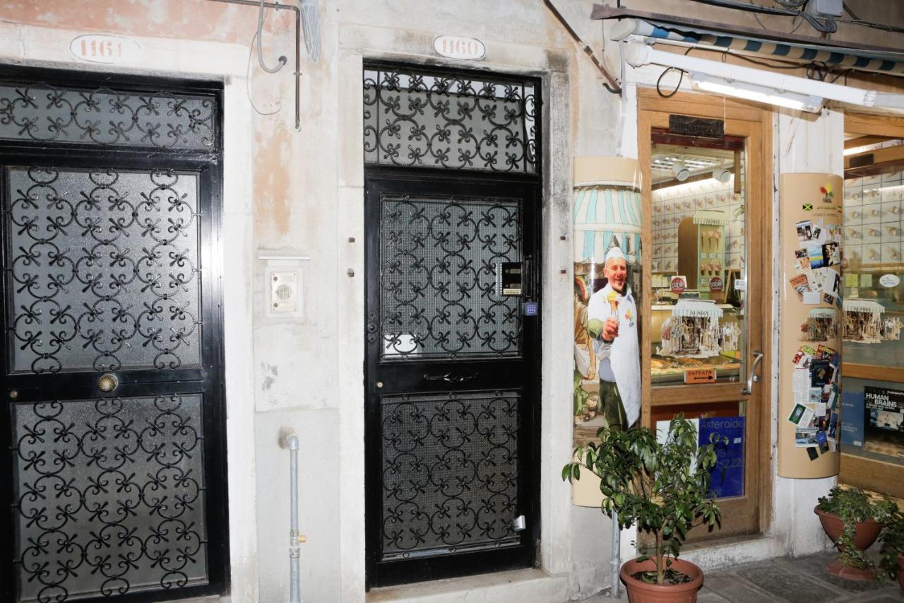 Santa Croce Guest House Βενετία Εξωτερικό φωτογραφία